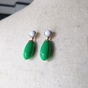 Vintage Avon Green Tear Drop Earrings